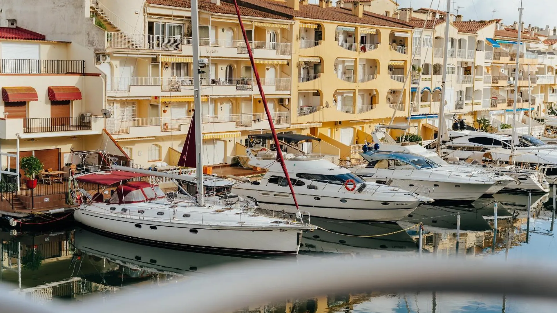 Welcs Estudio 195 Emp Con Vistas Al Canal Empuriabrava Apartment